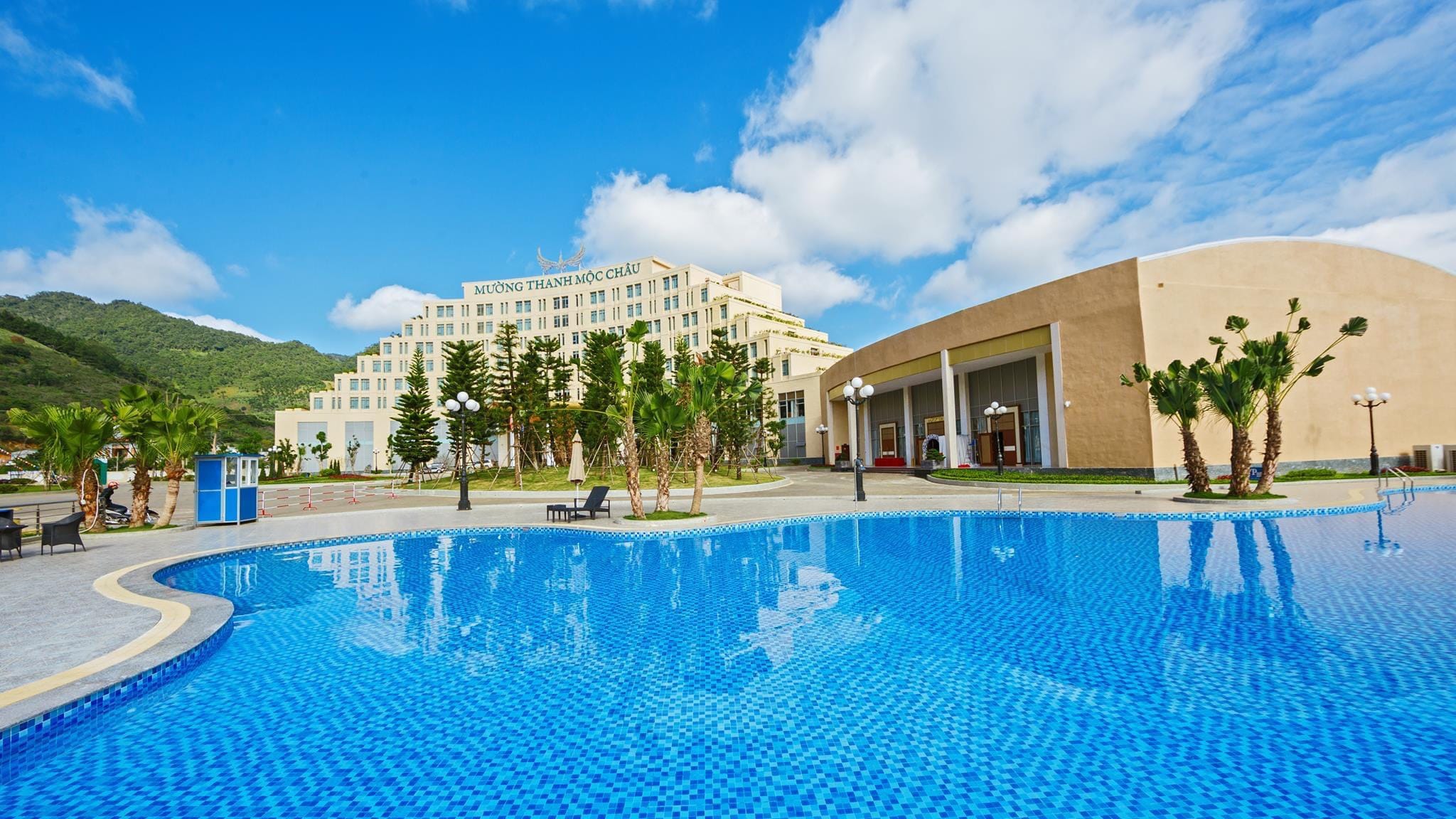 ĐẶT PHÒNG MƯỜNG THANH Khách sạn Mường Thanh Holiday Mộc Châu