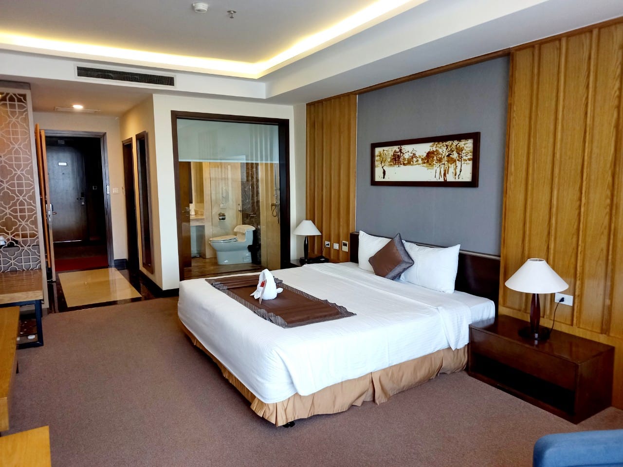 ĐẶT PHÒNG MƯỜNG THANH Khách sạn Mường Thanh Luxury Nhật Lệ