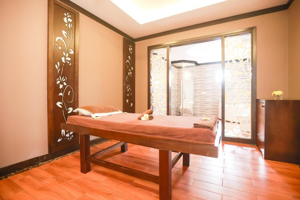 ĐẶT PHÒNG MƯỜNG THANH Khách sạn Mường Thanh Luxury Nhật Lệ